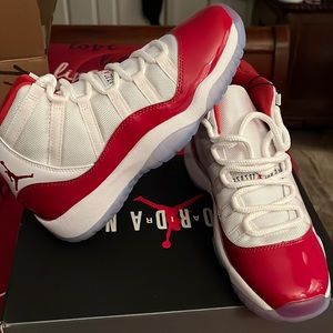 AIR JORDAN 11 RETRO 'CHERRY'